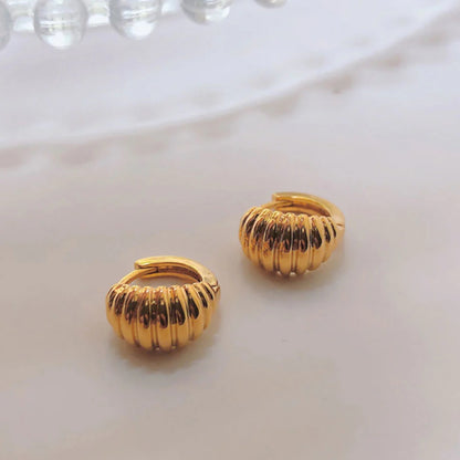 Vintage-Inspired Ribbed Huggie Earrings